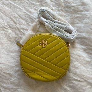 Brand New Tory Burch beautiful leather chain bag